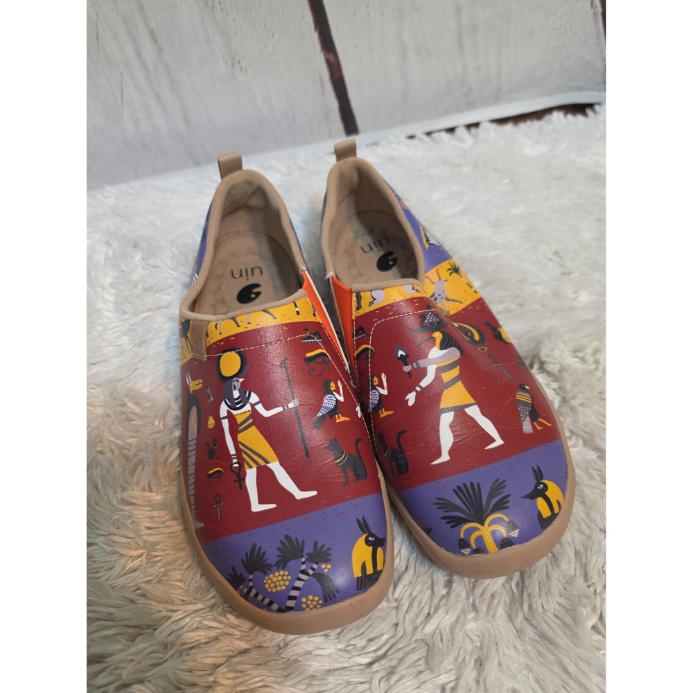 UIN Men's Walking Travel Shoes SLIP on Size 9.5
